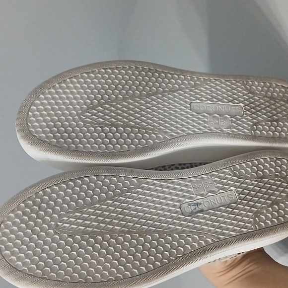 Coconuts By Matisse Cream and Black Polka Dot Sneakers, Gentle Used, Sz 9 - Picture 4 of 6